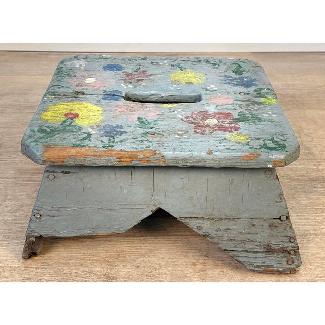 Antique Primitive Farmhouse Gray Floral Footstool For Sale - Image 4 of 12