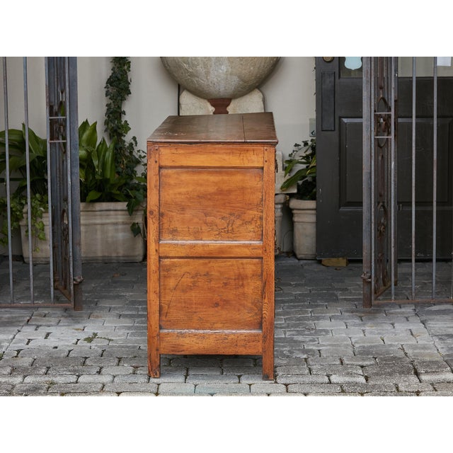 19th Century English Oak Buffet with Six Drawers, Two Doors and Brass Hardware For Sale - Image 4 of 12