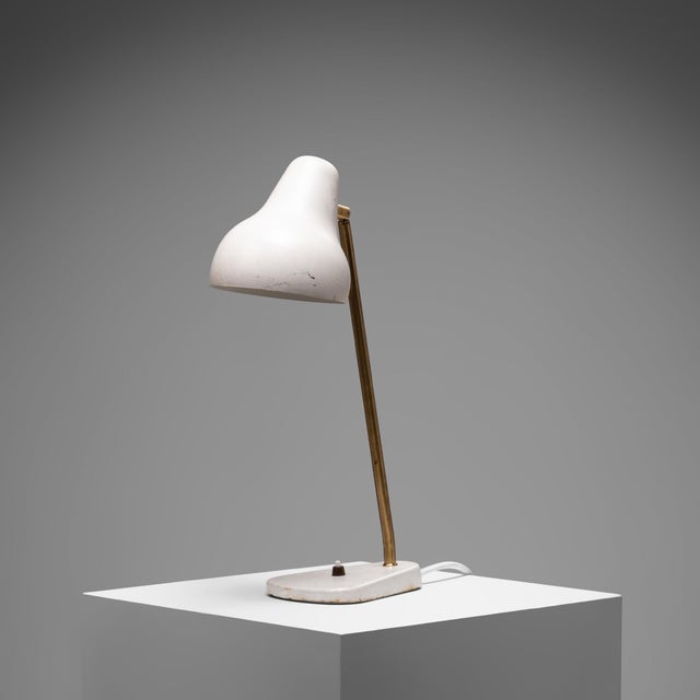 Early Vl38 Table Lamp by Vilhelm Lauritzen, Denmark, 1950s For Sale - Image 11 of 11
