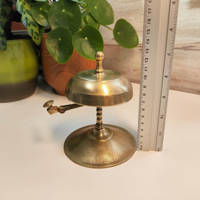 Vintage Brass Hotel Reception Bell | Desktop Service Bell For Sale - Image 4 of 6