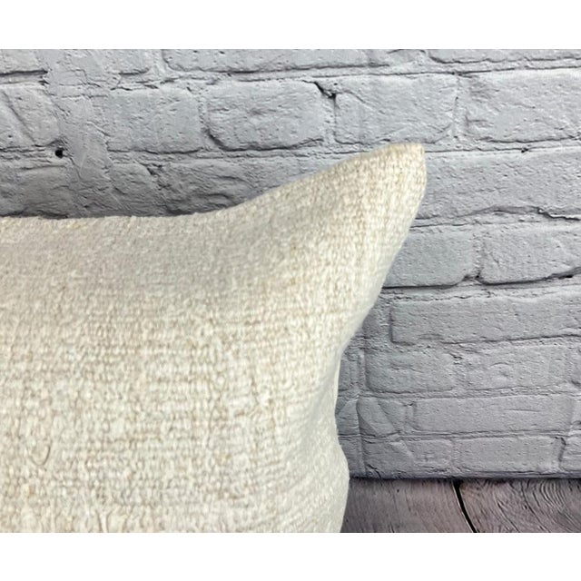 Turkish 20 x 20 Hemp Pillow Turkish Cushion Natural Grayish White Pillow Cushion Cover For Sale - Image 3 of 4