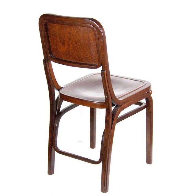 Extremely rare chair Thonet Nr. 404. Probably designed for the wine bar of the Municipal House in Prague in 1910 by a...