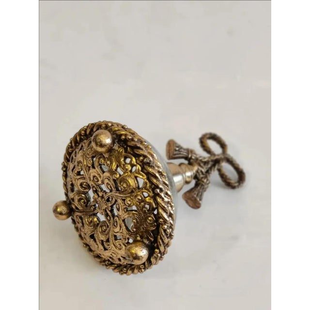Vintage Hollywood Regency Ormolu Rope Tassel Perfume Bottle For Sale - Image 10 of 12