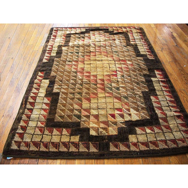 Early 20th Century American Hooked Rug 4'2" x 6'10" Antique Geometric Medallion Wool & Cotton Hooked - Loop Pile...