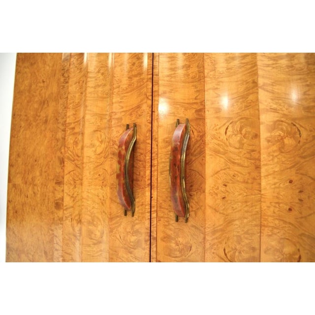 Art Deco Burr Walnut Cabinet from Harry and Lou Epstein, 1930s For Sale - Image 14 of 15