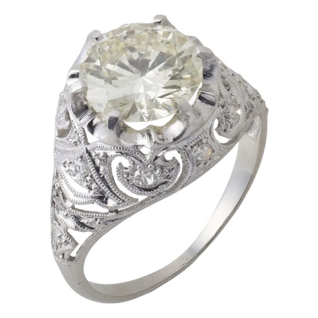 1930s Art Deco Gia 1.84 Carat Diamond Platinum Engagement Ring, Size 5 For Sale