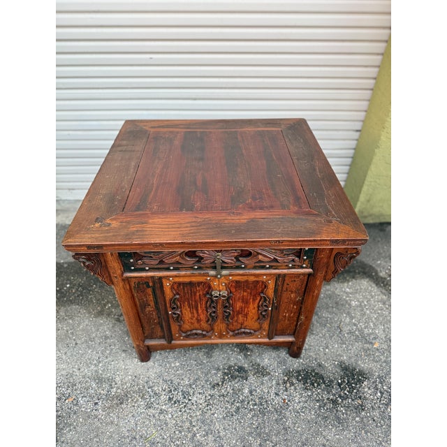 Early 20th Century Antique Chinese Shanxi Province Winged Cabinet Table For Sale - Image 5 of 15