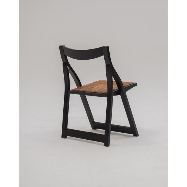 Folding chair from the Catalan brand Guilleumas, dating from the 1960s. An elegant design in perfect condition. A wooden...