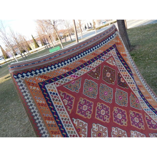 Vintage Anatolian Turkish Kilim Rug 5′1″ × 9′8″ For Sale - Image 9 of 12