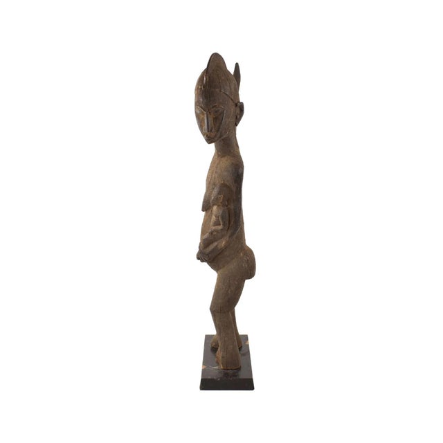 Early 20th Century Early 20th Century Lobi Maternity Figure with Child Burkina Faso For Sale - Image 5 of 8