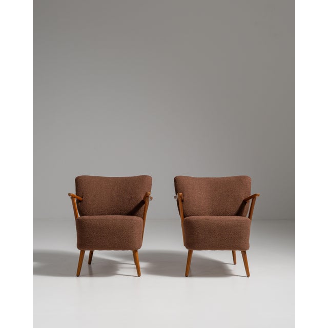 Mid-Century Modern Pair of 1940s Danish Brown Mid-Century Modern Upholstered Armchairs For Sale - Image 3 of 15