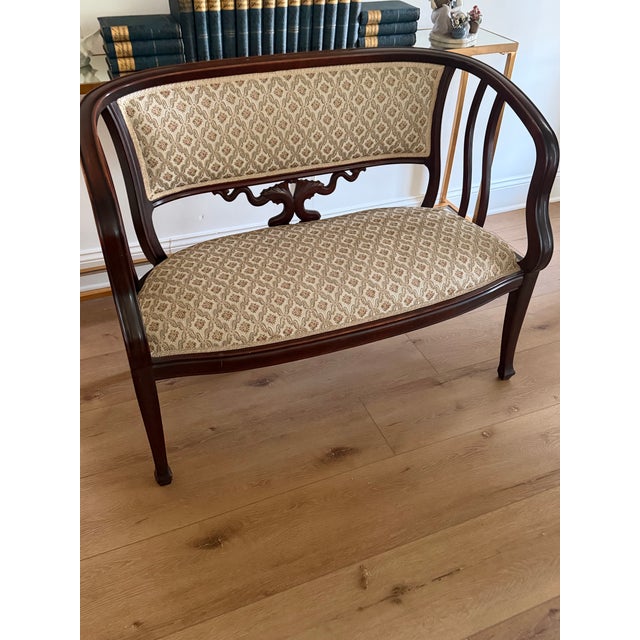 Vintage Victorian-Style Mahogany Upholstered Settee For Sale In Los Angeles - Image 6 of 11