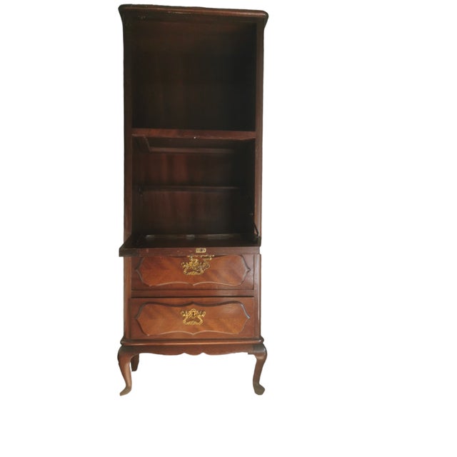 Small Queen Anne Cabinet, 1950s For Sale - Image 17 of 17