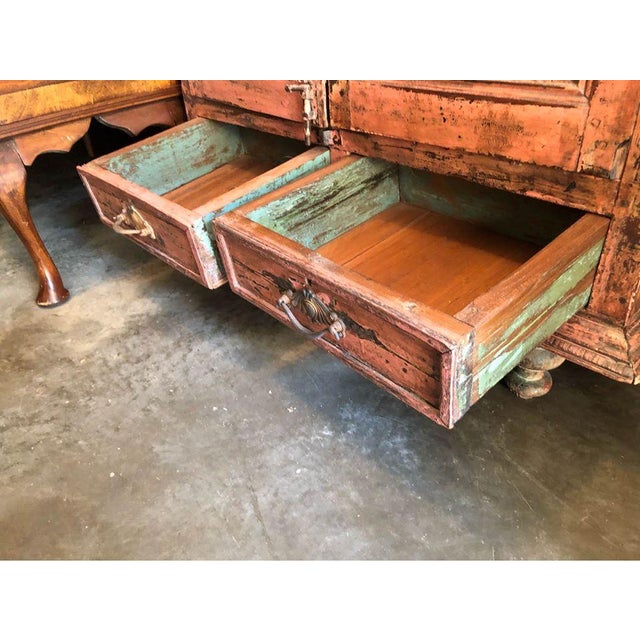 American 19th Century American Primitive Rustic Style Painted Hardwood Display Cupboard Cabinet. For Sale - Image 3 of 10