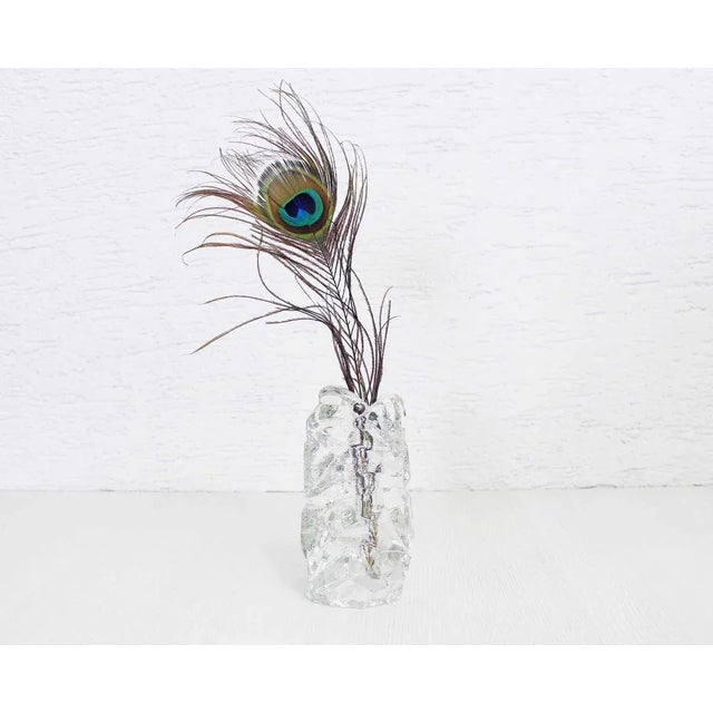 Pretty vase "iceberg" or "ice" in the glass. Add a little freshness to your home with this vase came from the cold! On a...