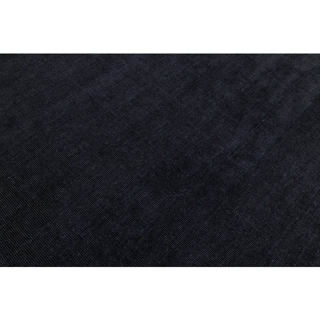 2020s Modern Indian Cut & Loop Wool & Bamboo Silk Rug in Charcoal / Obsidian 9x12 For Sale - Image 5 of 12