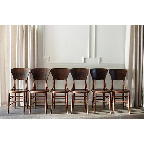 Bring the timeless charm of a historic European café into your home with this beautiful set of 6 antique bentwood dining...