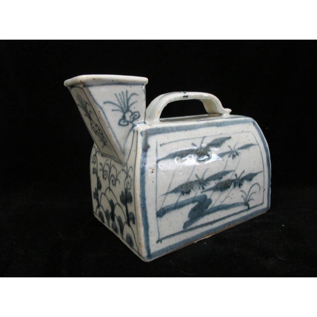 Antique Chinese blue and white porcelain chamber pot, most likely late Qing Dynasty era. White porcelain hand painted in...