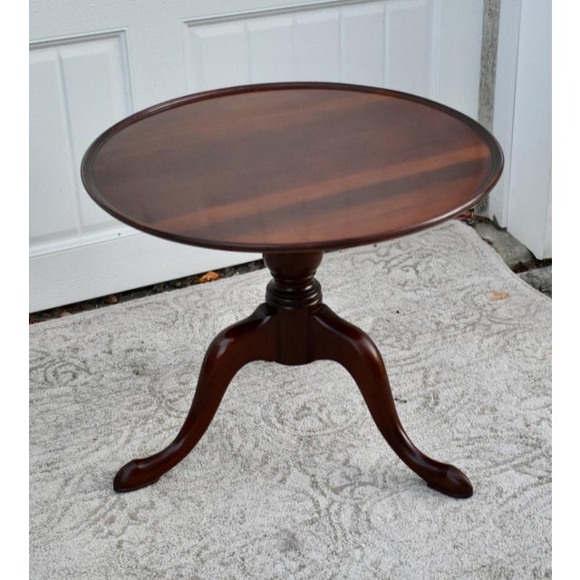WIlliamsburg Galleries Mahogany Table Vintage Petite Queen Anne Pie Crust Round For Sale - Image 9 of 13