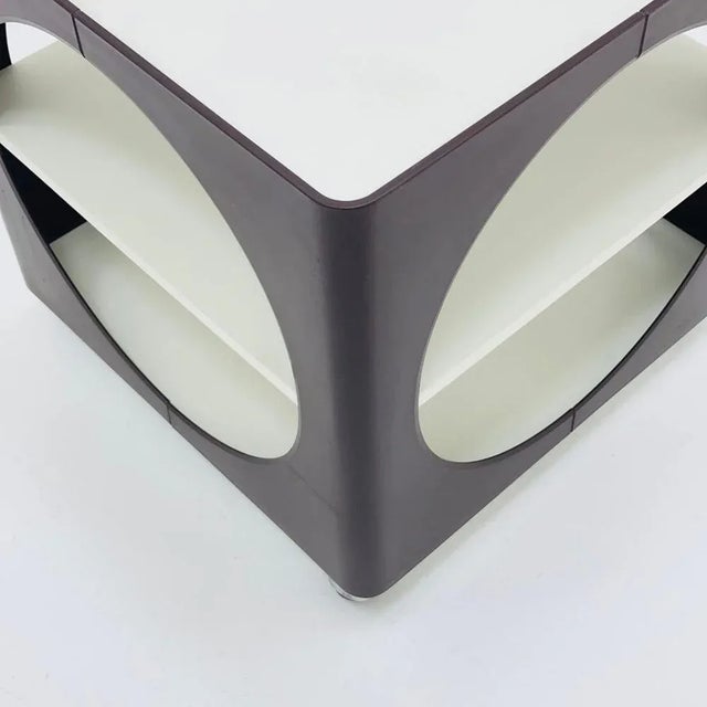 White Cubic Space Age Coffee Table, 1970s For Sale - Image 8 of 11