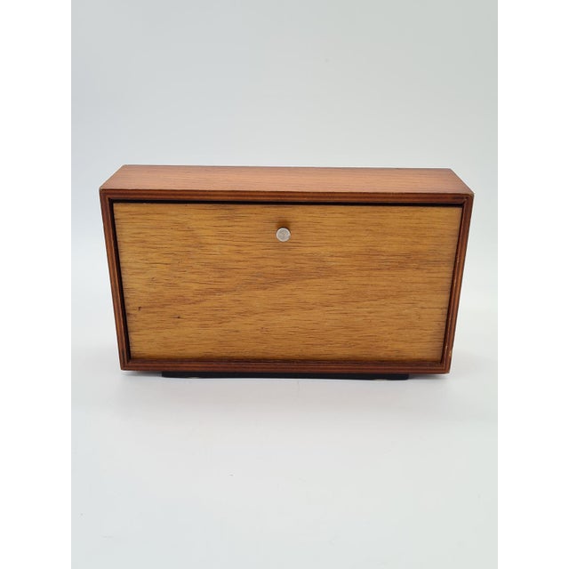 Mid-Century Modern Modernist Table Clock from Weimar Quartz, Germany, 1970s For Sale - Image 3 of 14