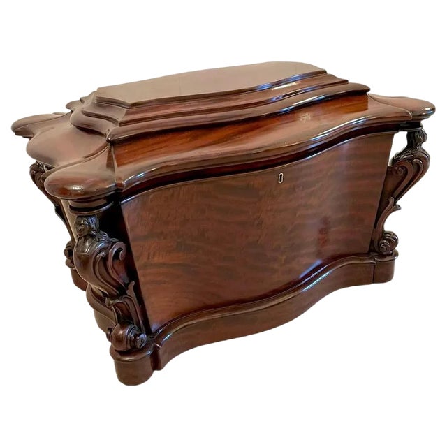 Antique William IV Mahogany Serpentine Shaped Wine Cooler For Sale