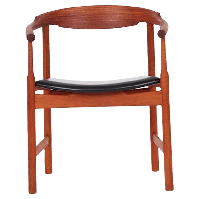Model PP203 Mahogany and Black Leather Desk Chairs by Hans J. Wegner for PP Møbler, 1970s, Set of 4 For Sale