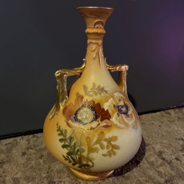 This exquisite Art Nouveau porcelain vase was crafted by the renowned Robert Hanke factory in Ledvice, Bohemia (modern-day...