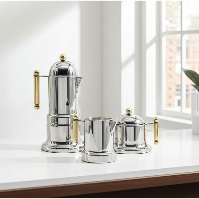 This elegant “Kontessa” coffee set by Vev Vigano is a refined example of Italian design, combining functionality with a...