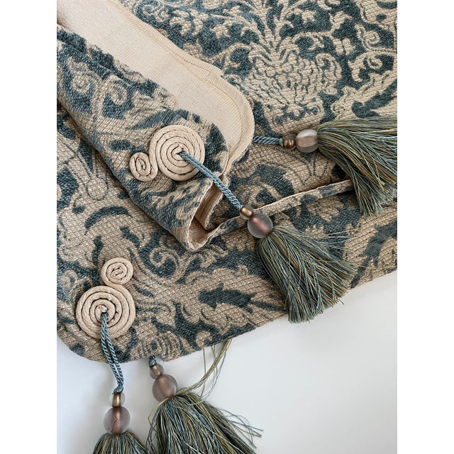 2000 - 2009 Handcrafted Damask Throw For Sale - Image 5 of 5