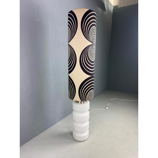 1970s White Glass Floor Lamp with 3-Way Switch, Germany, 1970 For Sale - Image 5 of 16