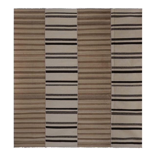 Mid-20th Century Handmade Turkish Flatweave Kilim Gallery Rug 9'2'' X 10'2'' For Sale