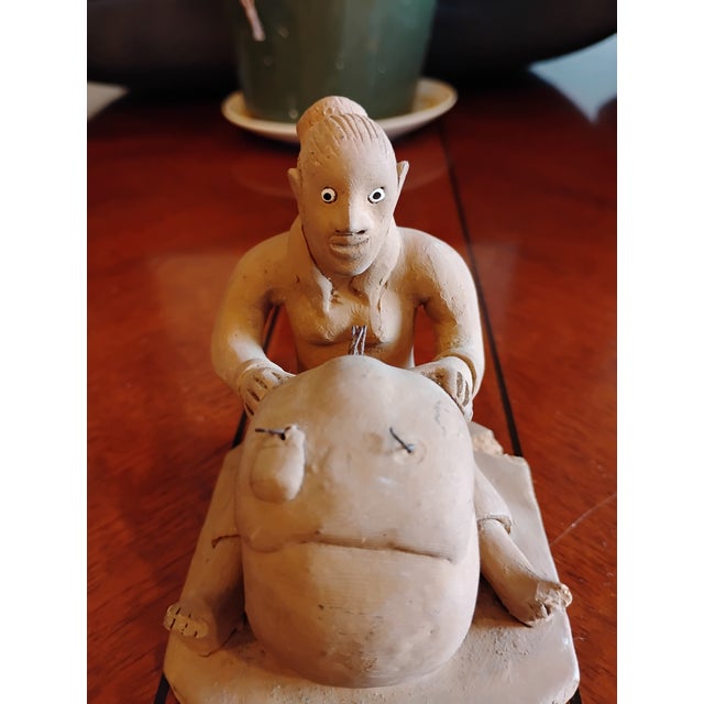 Modern 1970s Pair Vitalino Filho Caruaru Brazil Folk Art Terracotta Occupational Sculptures For Sale - Image 3 of 12