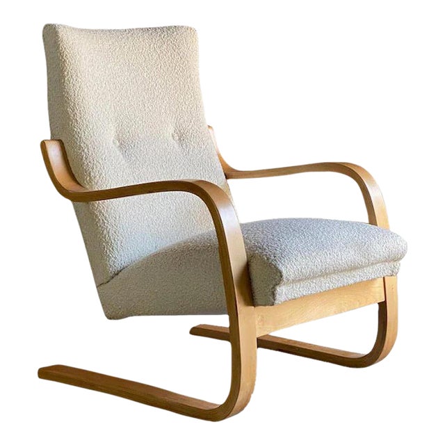 Alvar Aalto Model 401 Lounge Chair in Boucle Finland Circa