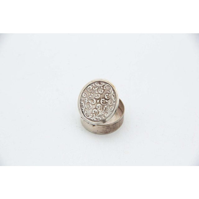 Circular Base Pill Box with Garlands, in Good conditions. Designed 1980 to 1989