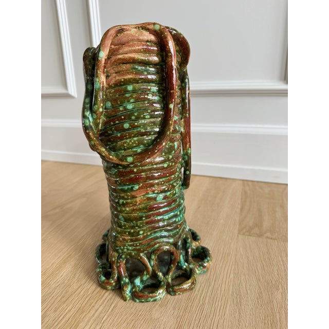 1980s Signed 1981 Sculptural Studio Pottery Vessel With Loop Handles, Brown & Green Speckled Glaze For Sale - Image 5 of 8