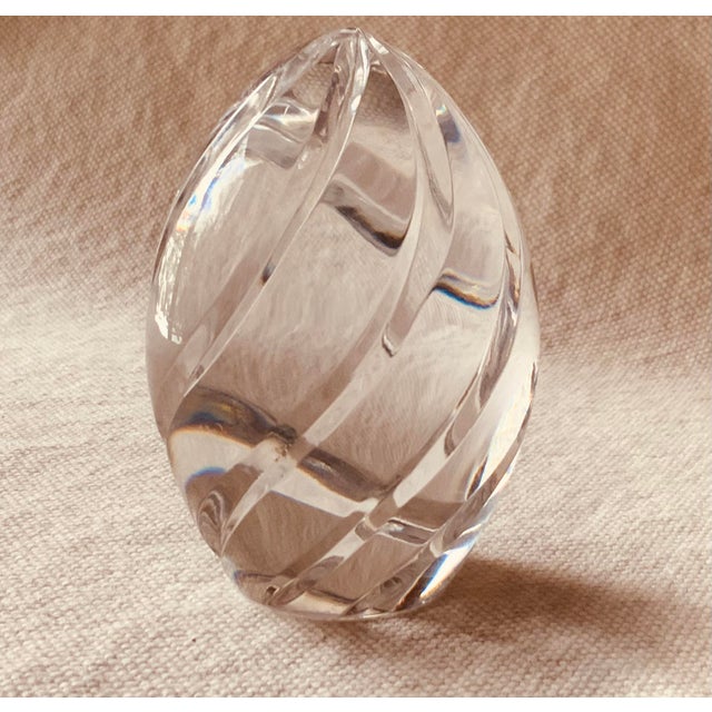 Transparent 1960s French Crystal MidCentury Paperweight For Sale - Image 8 of 8