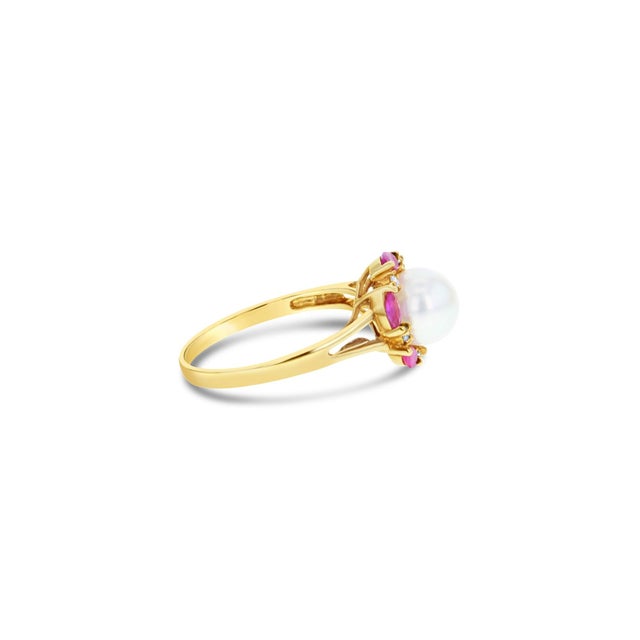 Contemporary 7MM Freshwater White Pearl & Ruby Diamond Halo Ring 14k Yellow Gold, Size 3 For Sale - Image 3 of 5