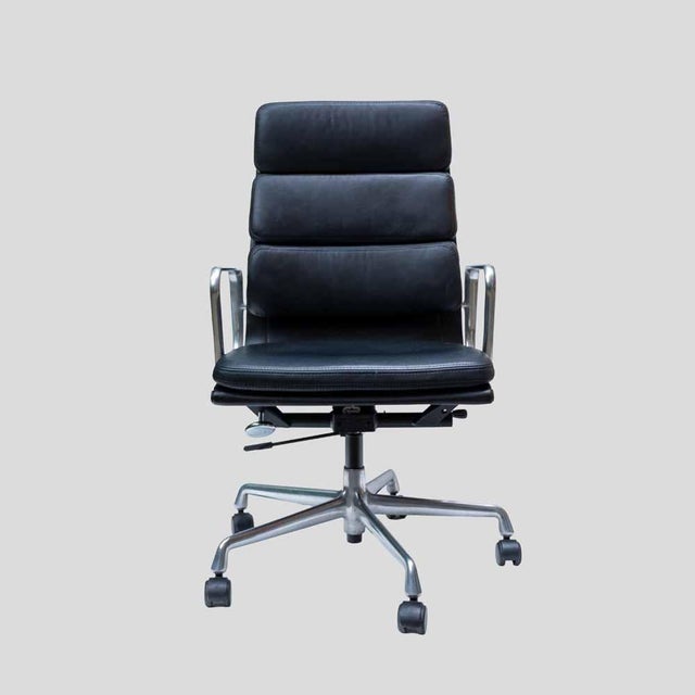 Vitra Soft Pad EA 219 High Back Rest by Charles Eames for Vitra, 1990s For Sale - Image 4 of 18