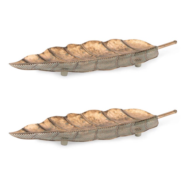 Kenneth Ludwig Chicago Distressed Metal Leaf Tray (Set of 2) For Sale - Image 4 of 4