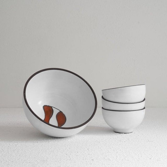 Mid century Studio pottery set of bowls. Mid 20th century. Very decorative set of bowls with a very mid-century modern...