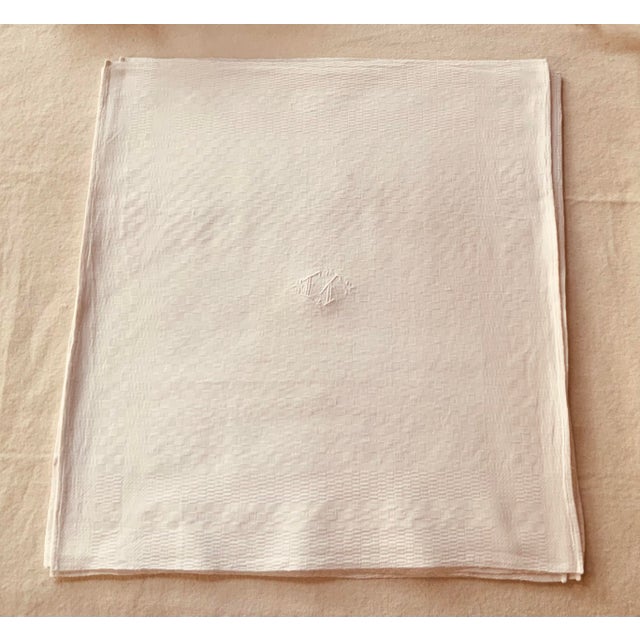 1930s Set of Eight French Monogrammed Linen Napkins - Art Nouveau Shadow Print, C. 1930 For Sale - Image 5 of 12