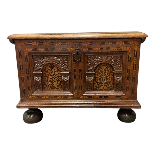 Small Swiss Chest in Oak with Birch and Simulated Ebony Inlay, 1700s For Sale