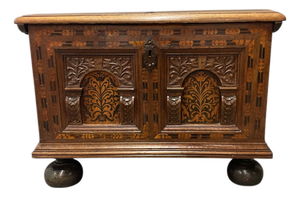 Small Swiss Chest in Oak with Birch and Simulated Ebony Inlay, 1700s