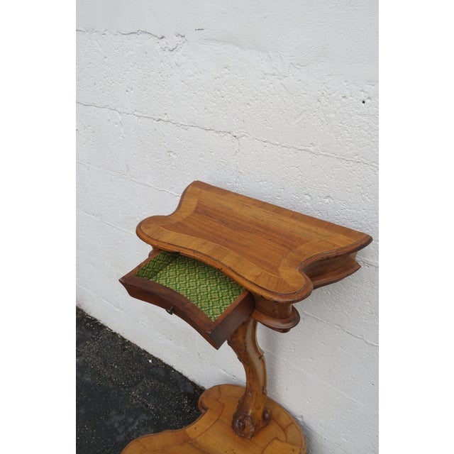 1800s French Louis XV Kneeler Faldstool Prayer Bench For Sale In Miami - Image 6 of 12