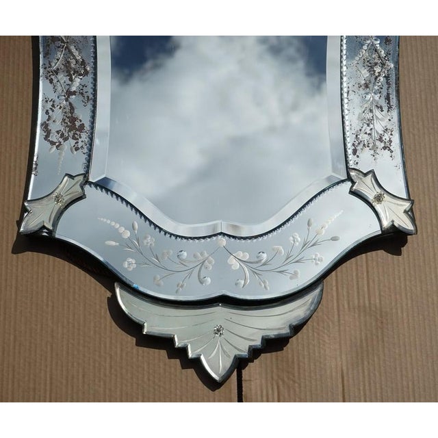 Antique Venetian Etched Glass Heart Shaped Wall Mirror, Italy, 1910s For Sale - Image 4 of 18