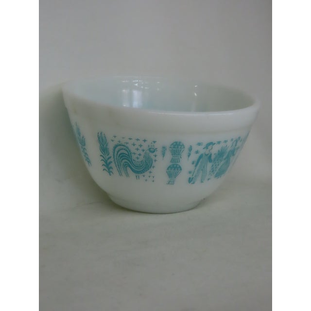 Mid Century Pyrex Amish Butterprint Mixing Bowl Farmhouse 4670b For Sale - Image 14 of 16