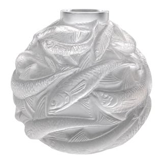 Antique R. Lalique “Poissons” Frosted Crystal Vase, France, Art Deco F For Sale