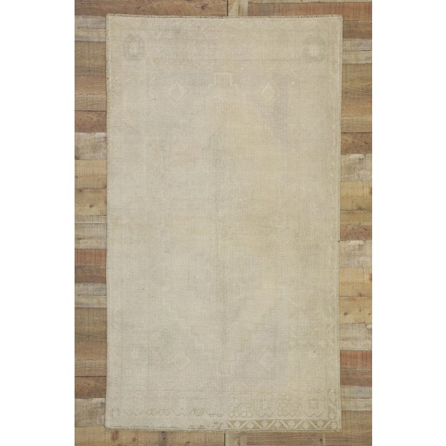 Vintage Turkish Oushak Rug - 03'08 X 06'05 For Sale In Dallas - Image 6 of 7