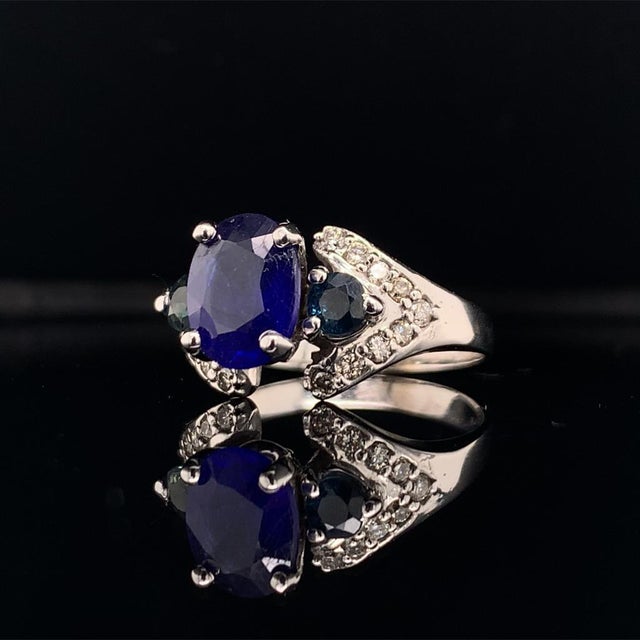 2010s Diamond Sapphire Ring 14k White Gold 3.31 TCW Women Certified For Sale - Image 5 of 9